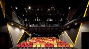 Интерьер театра Джимбочо (Jimbocho) в Токио